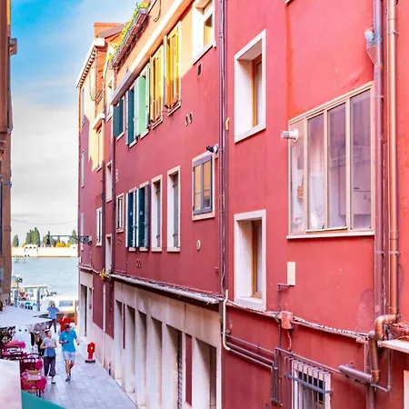 Classy & Quiet - Beautiful In Cannaregio Venedig